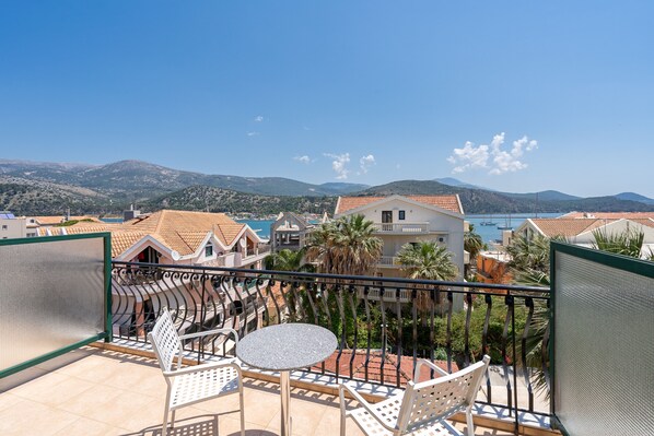 Family Apartment | Terrace/patio