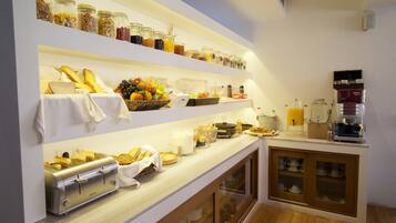 Tägliches inbegriffenes Frühstücksbuffet