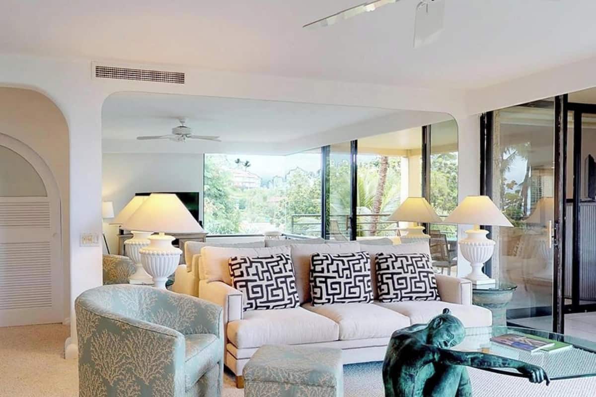 Condo, 2 Bedrooms, Oceanfront (409) | Front of property