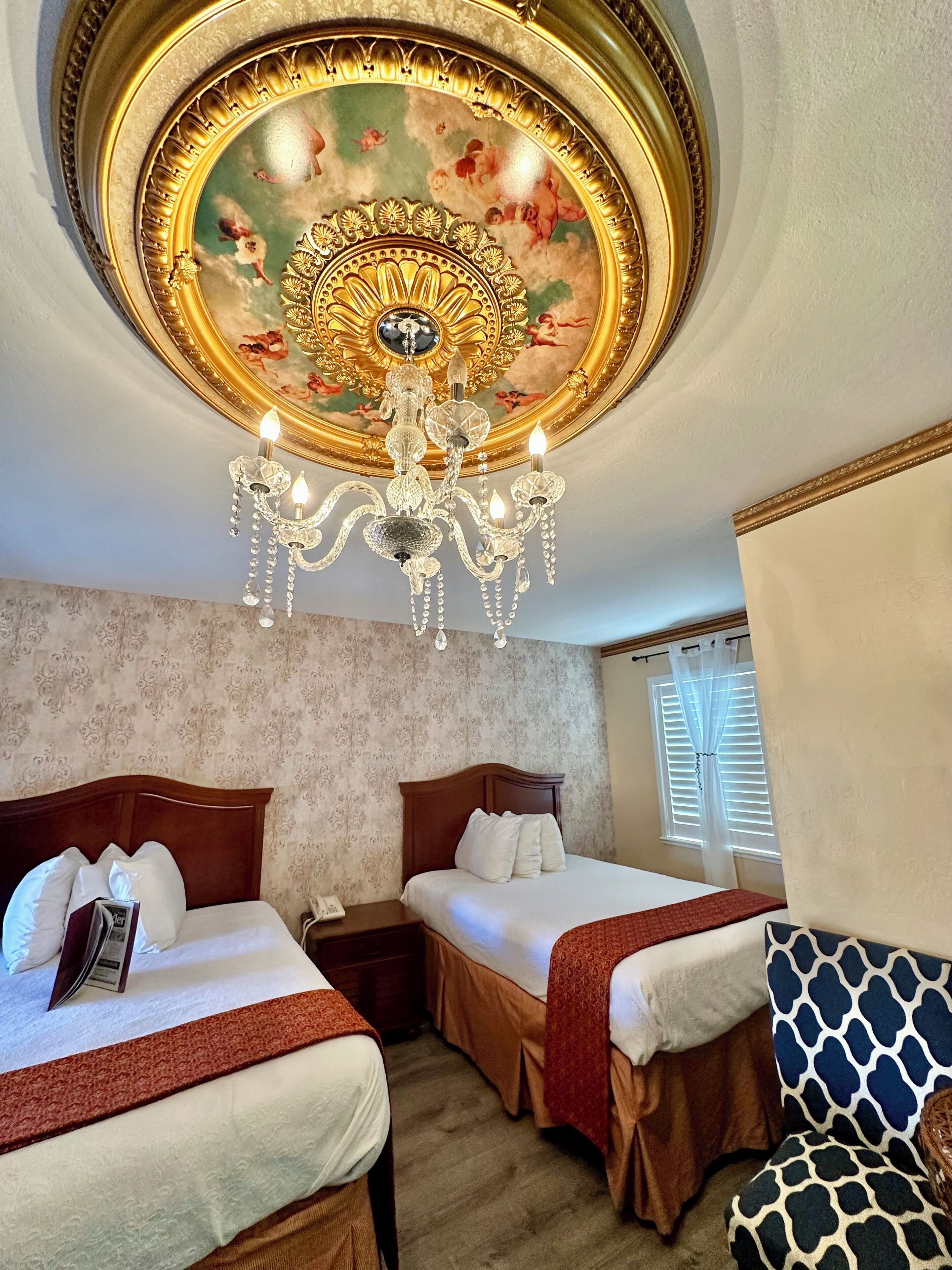 Habitación estándar, 2 camas matrimoniales | Wifi gratis y ropa de cama 