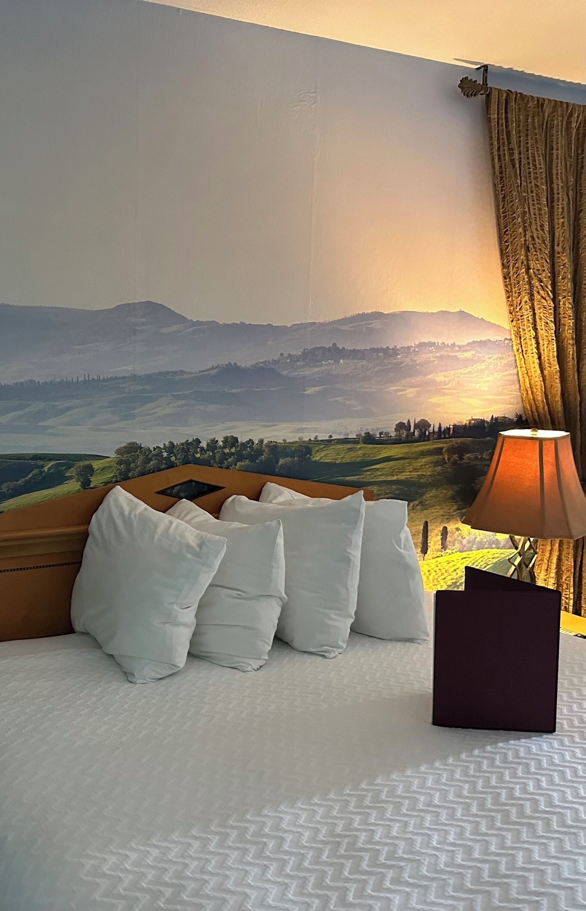 Free WiFi, bed sheets