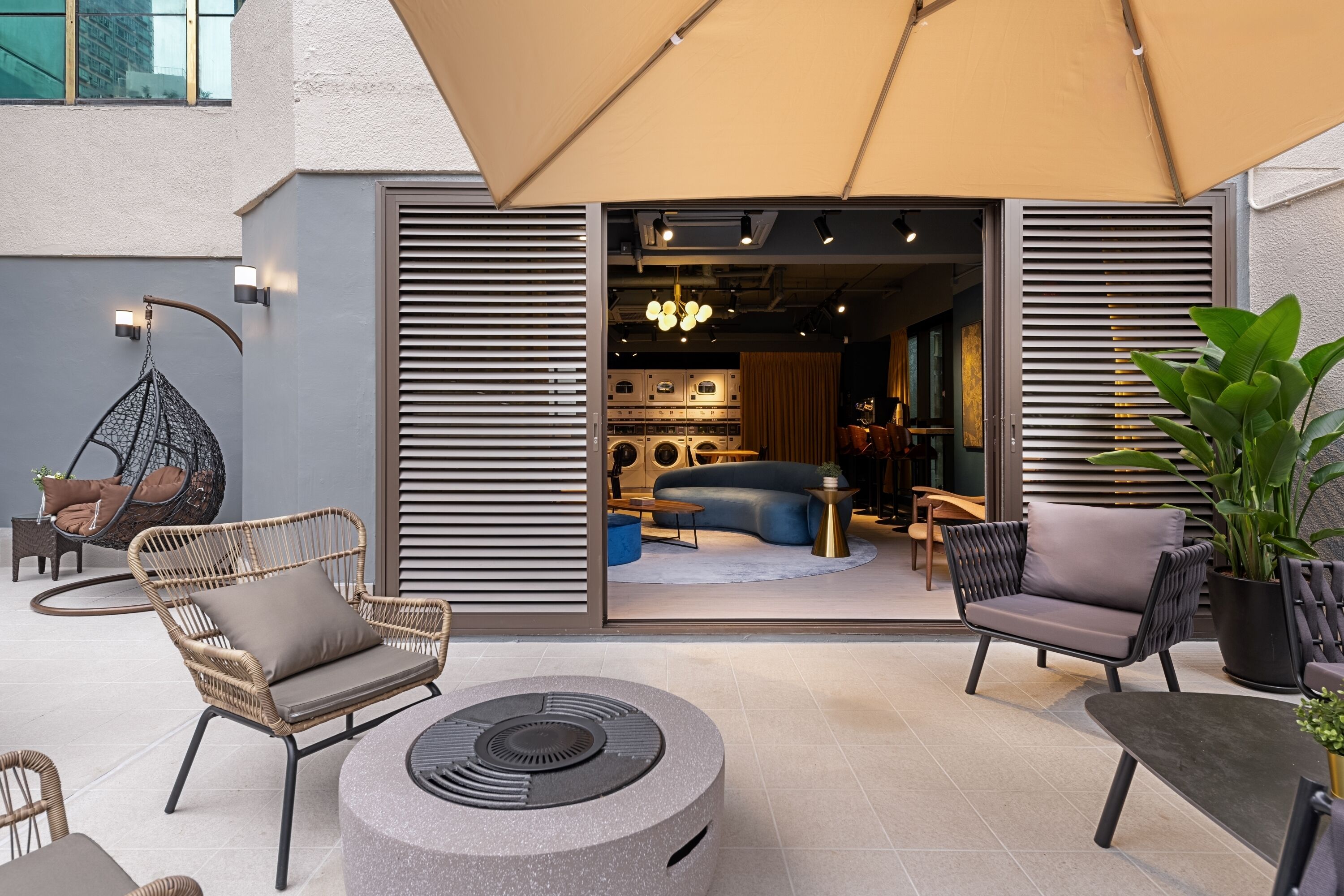 Photo - Dash Living on Hollywood