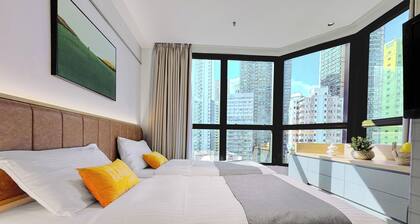 Dash Living On Hollywood