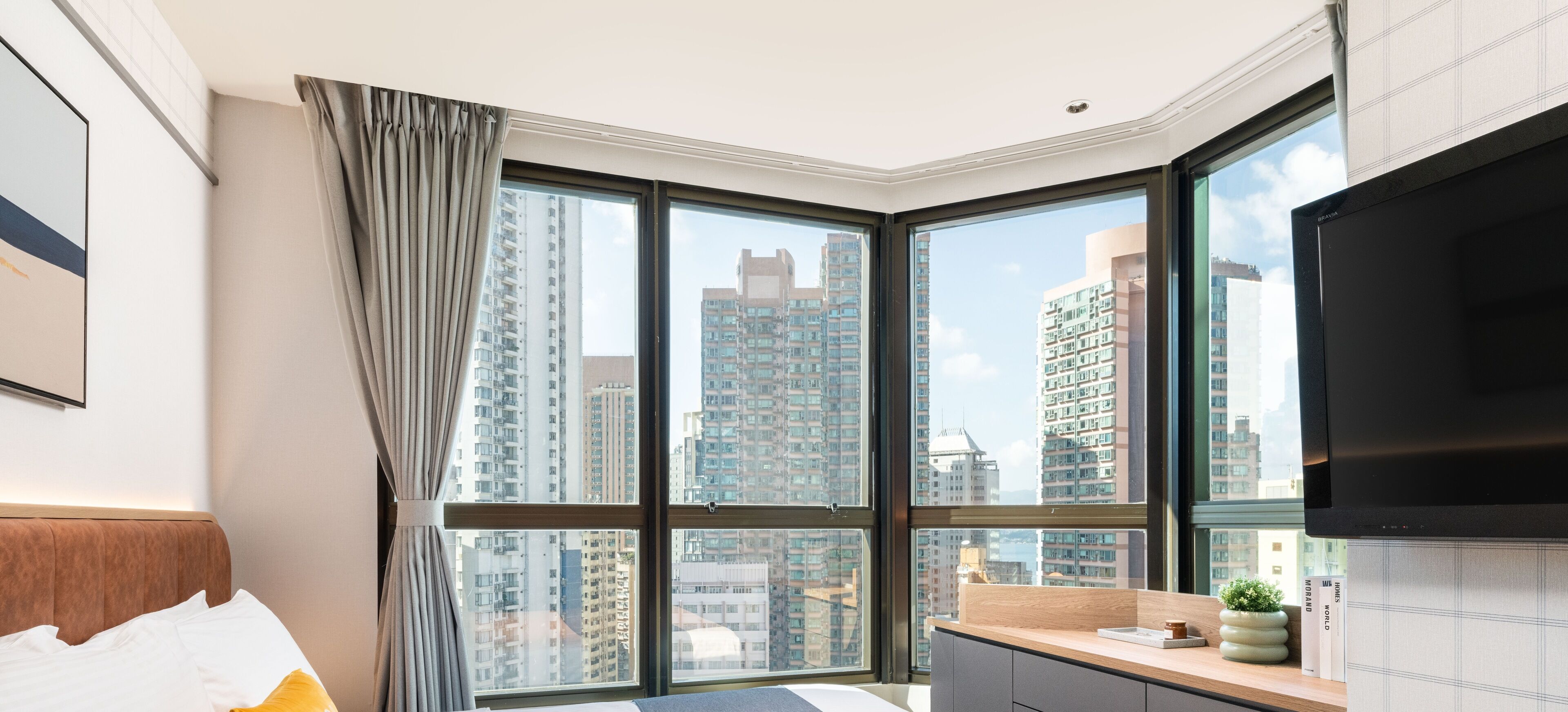 Photo - Dash Living on Hollywood