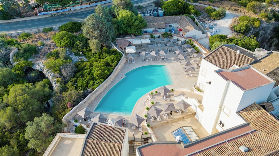 Grand Hotel Villa Politi