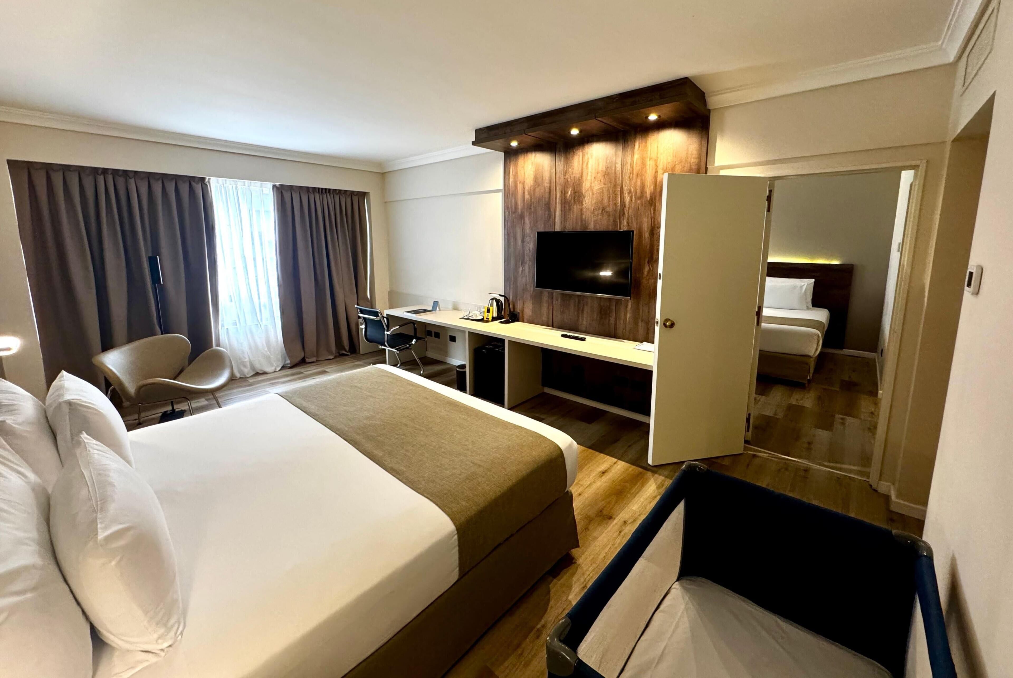 Suite, Multiple Beds