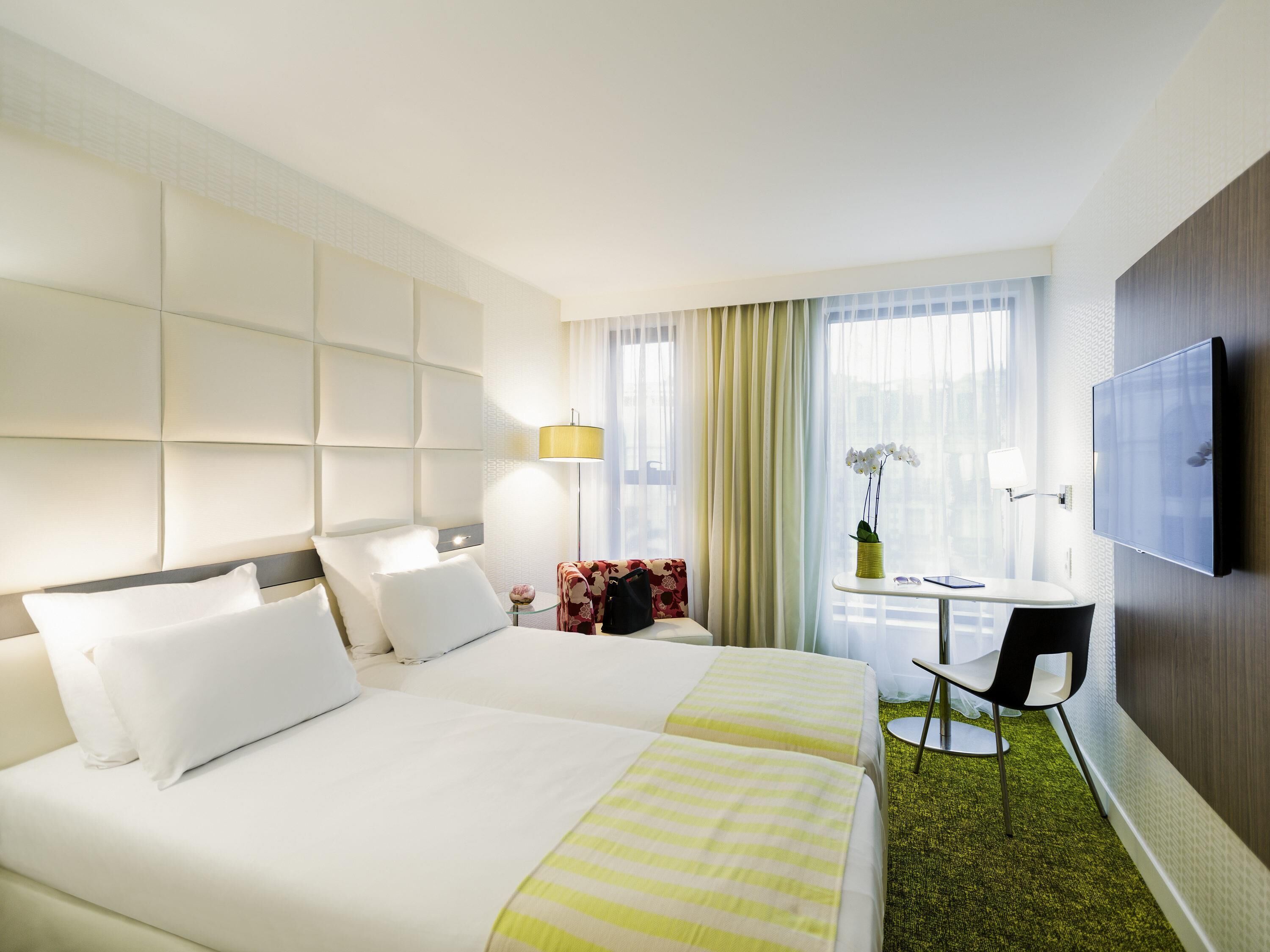 Premium bedding, minibar, in-room safe, desk