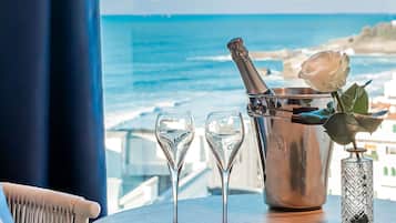 Privilege, Habitació, 1 llit doble, vistes al mar | Roba de llit d'alta qualitat, minibar i caixa forta a l'habitació