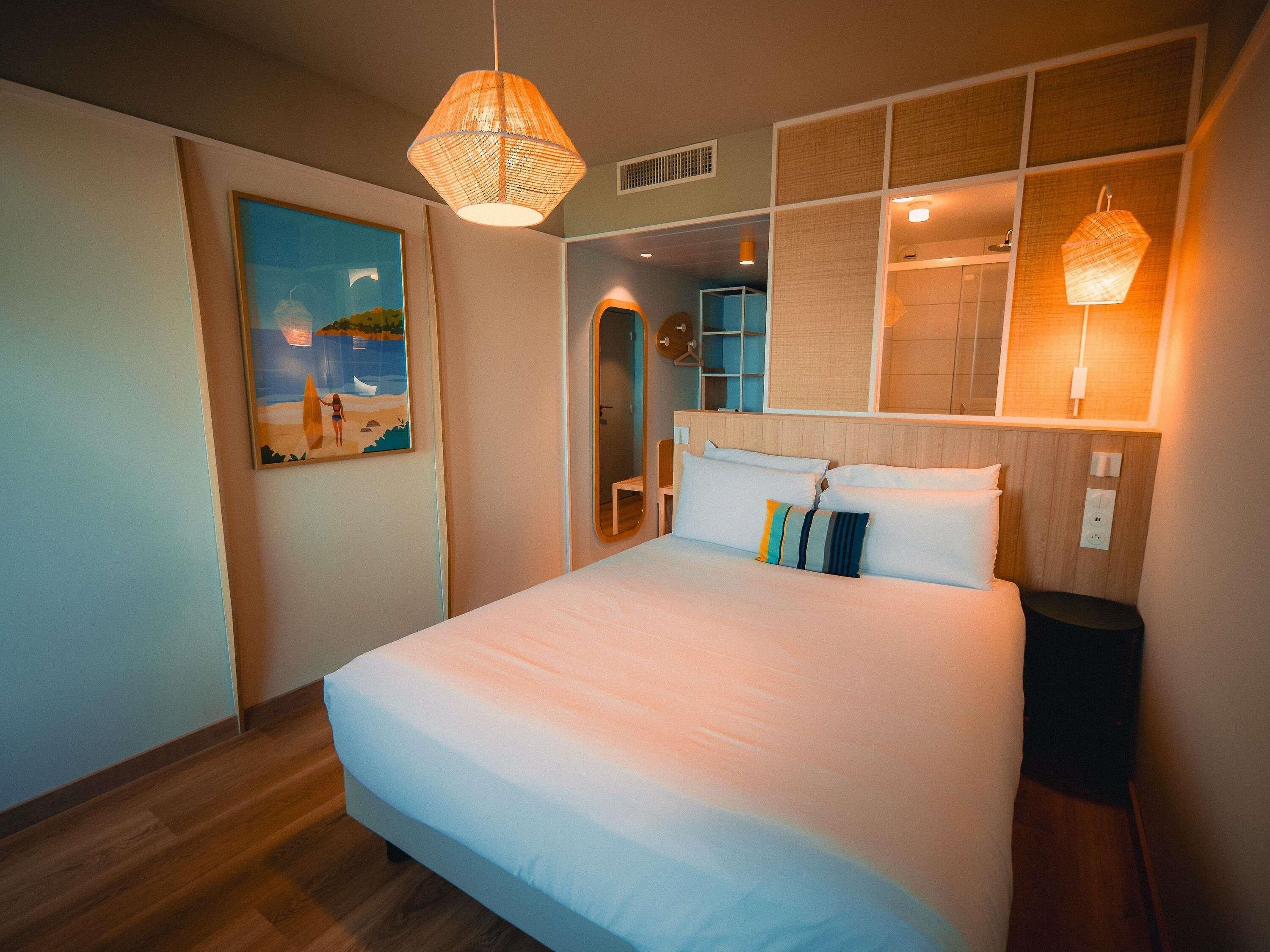 Privilege, Room, 1 Double Bed, Sea View | Premium bedding, minibar, in-room safe, desk