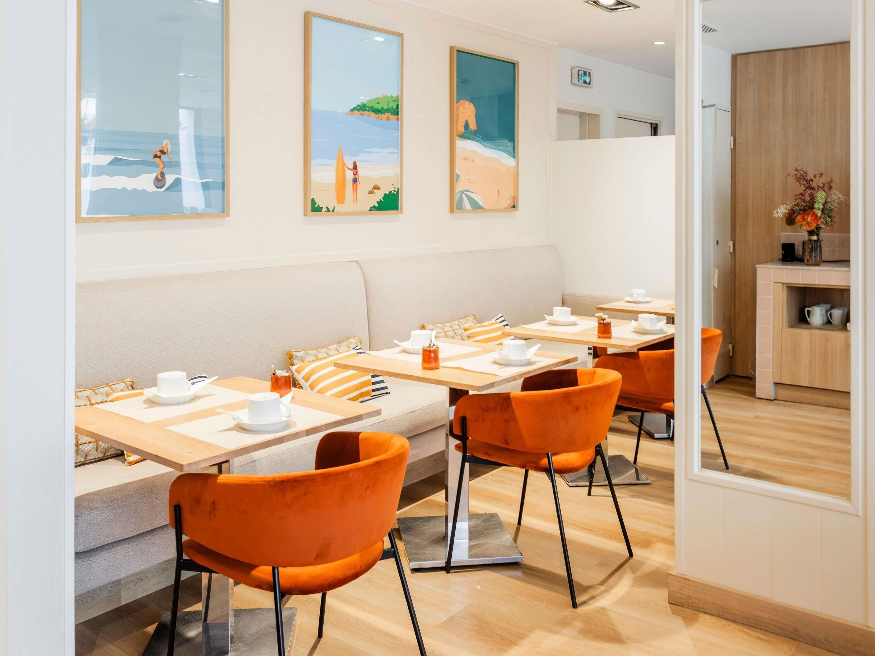 Ontbijtbuffet op werkdagen (EUR 22 per persoon)