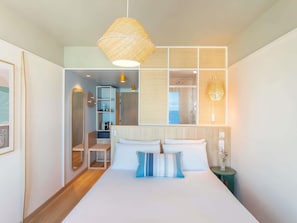 Privilege, Room, 1 Double Bed, Sea View | Premium bedding, minibar, in-room safe, desk