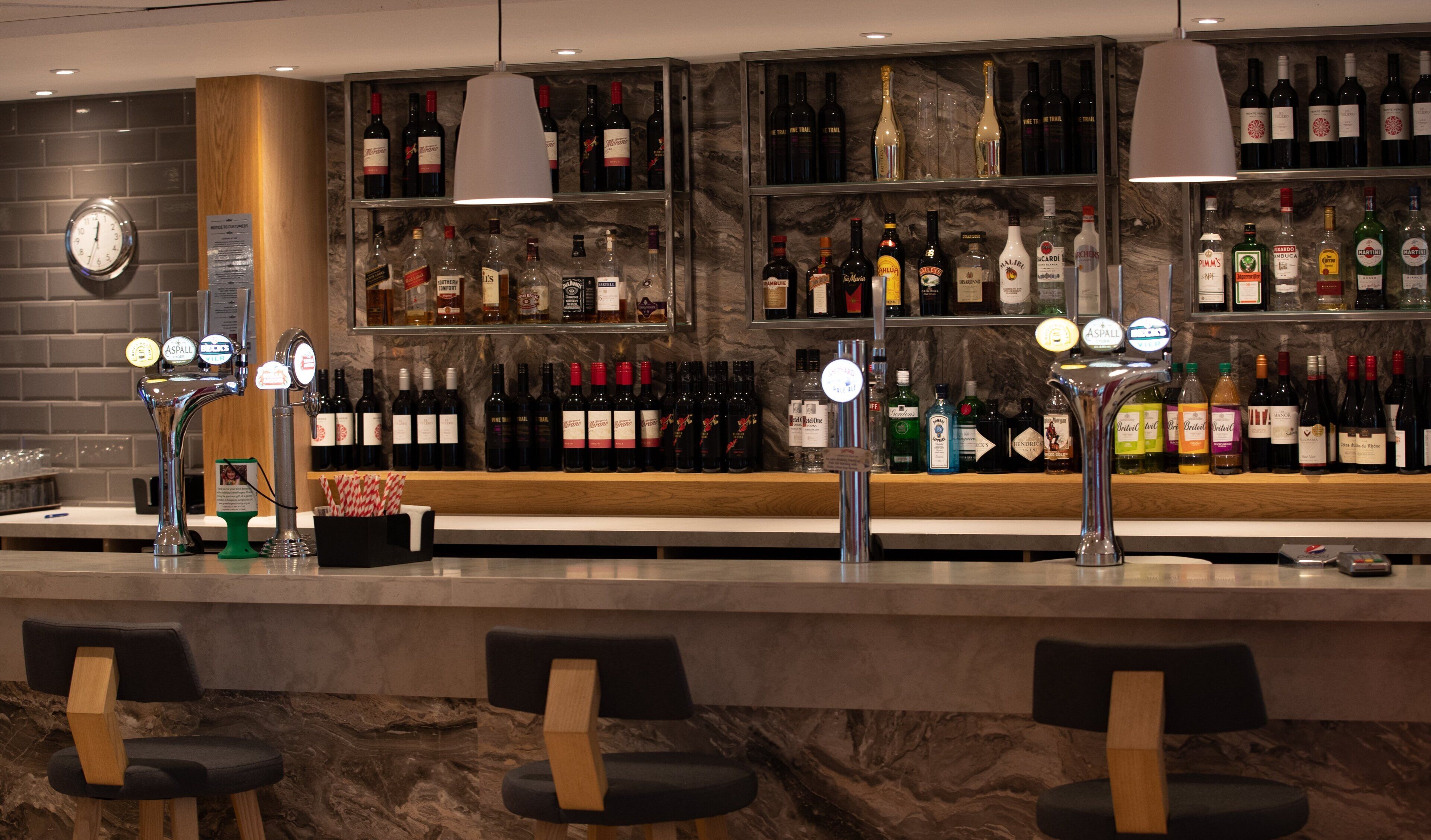 Foto - Holiday Inn Express London Stansted Airport by IHG