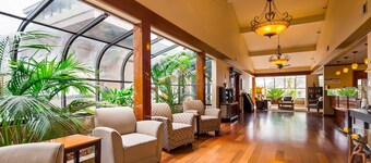 Best Western Plus Forest Park Inn