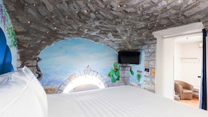 Superior Double Room | Minibar, in-room safe, desk, soundproofing - Relais Casale Antonietta (Sorrento)