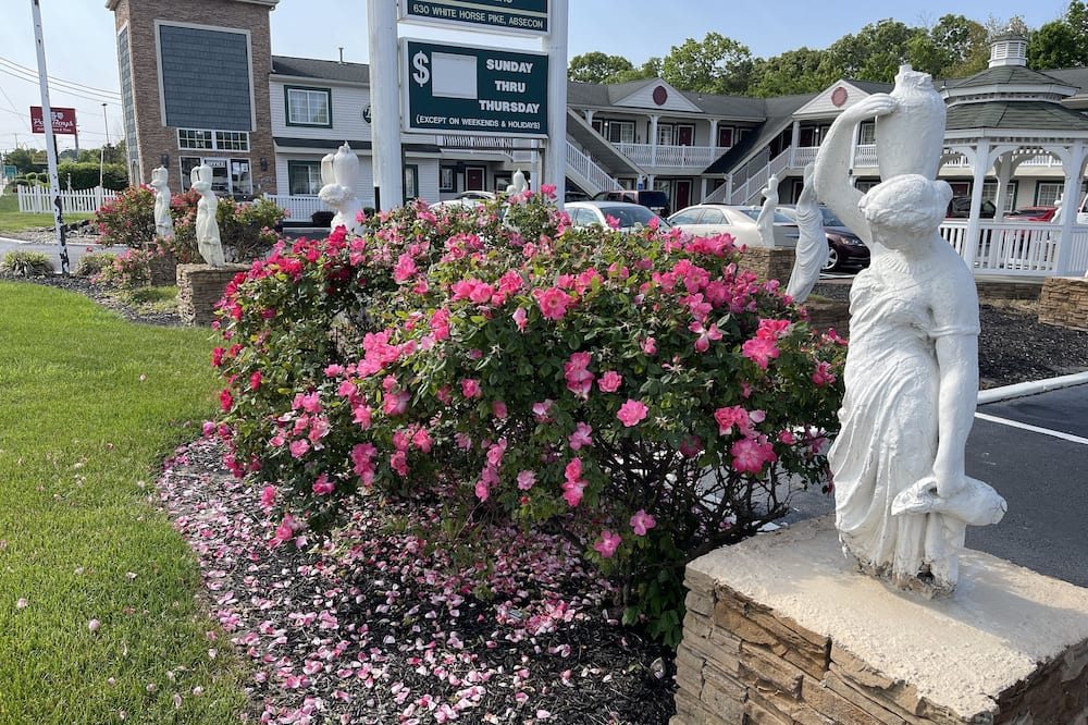 Empire Inn & Suites Atlantic City Absecon