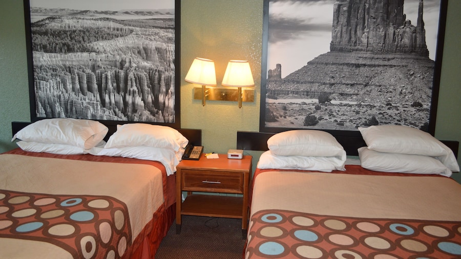 Super 8 by Wyndham St. George UT