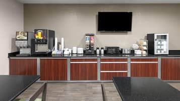 Free daily continental breakfast