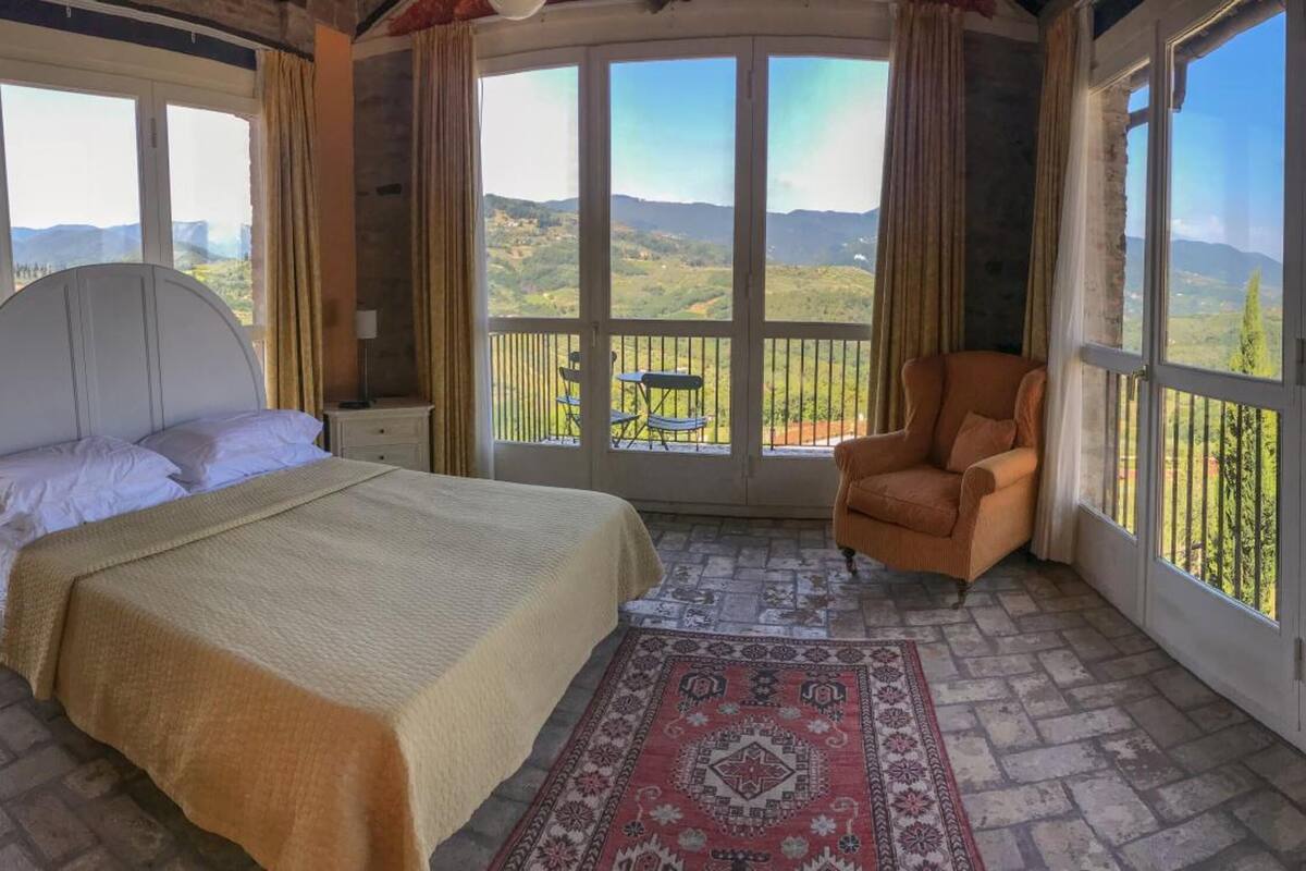 minibar, in-room safe, desk, soundproofing