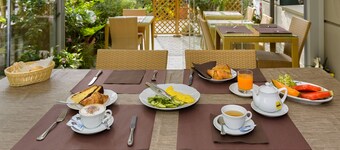 โรงแรมวิตตอเรีย