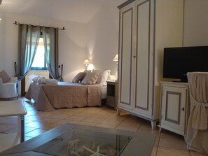 Junior Double or Twin Room - Relais Fenicottero Rosa (Loiri Porto San Paolo)