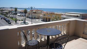 Classic Double Room, Balcony, Sea View | Balcony