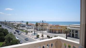 Triple Room, Balcony, Sea View | Egyptian cotton sheets, premium bedding, in-room safe