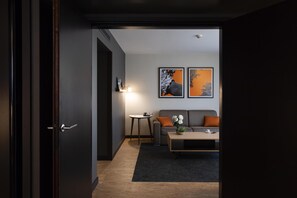 Junior Suite | Premium bedding, in-room safe, blackout drapes, soundproofing