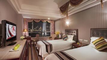 Minibar, in-room safe, desk, blackout drapes