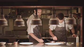 Café da manhã, almoço e jantar