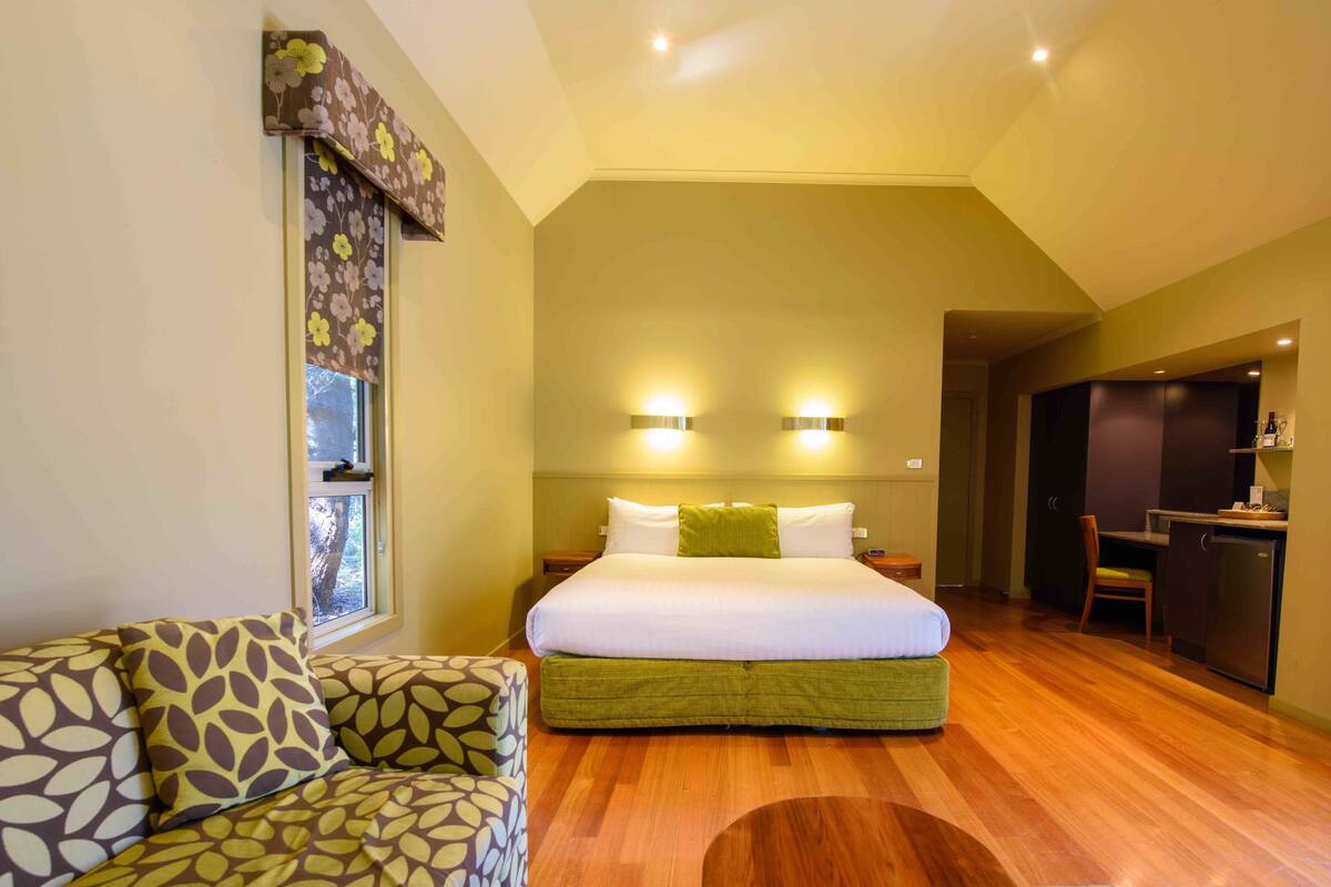 one room cabin | premium bedding, in-room safe, individually decorated