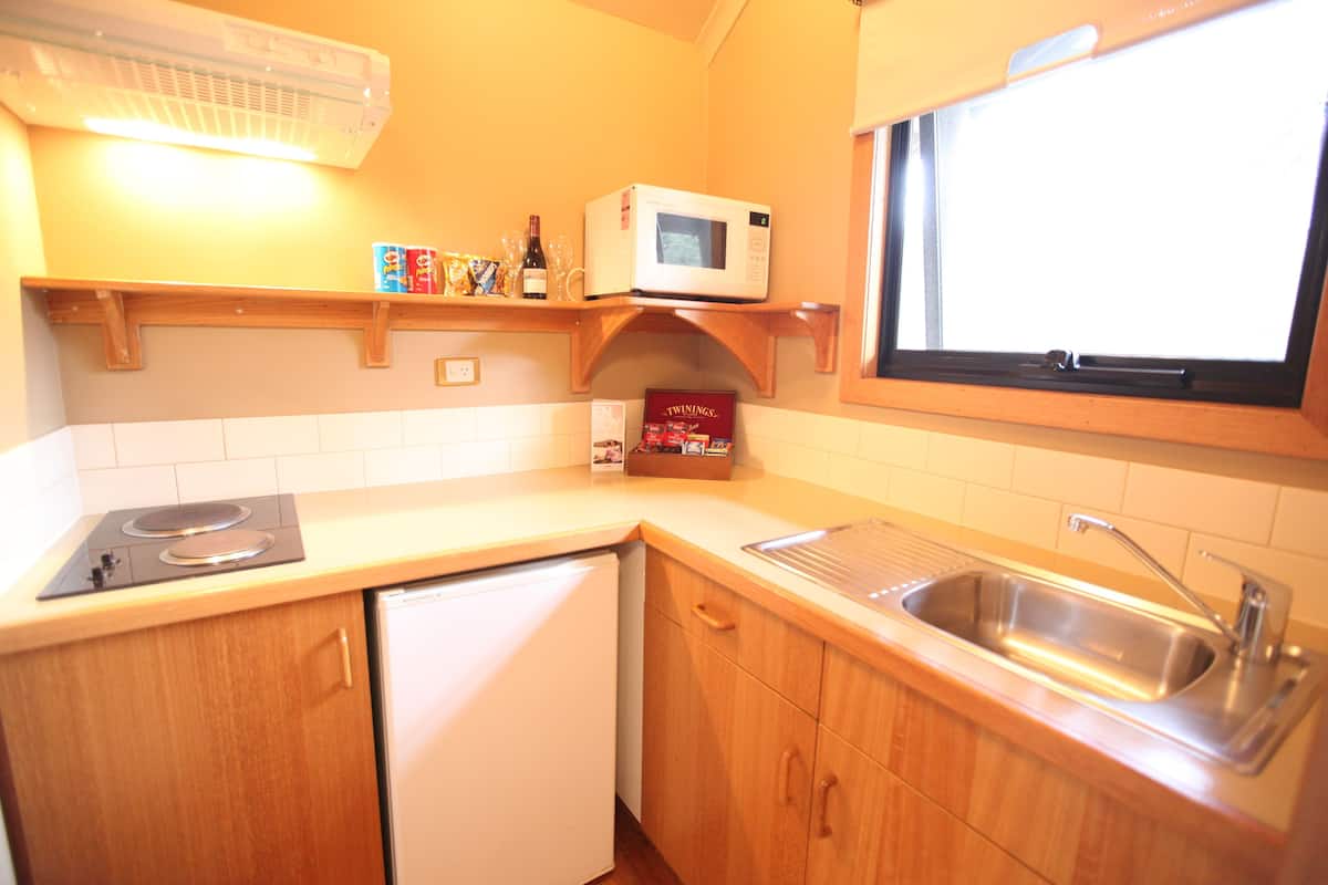 family cabin | private kitchenette | mini-fridge, coffee/tea maker, electric kettle