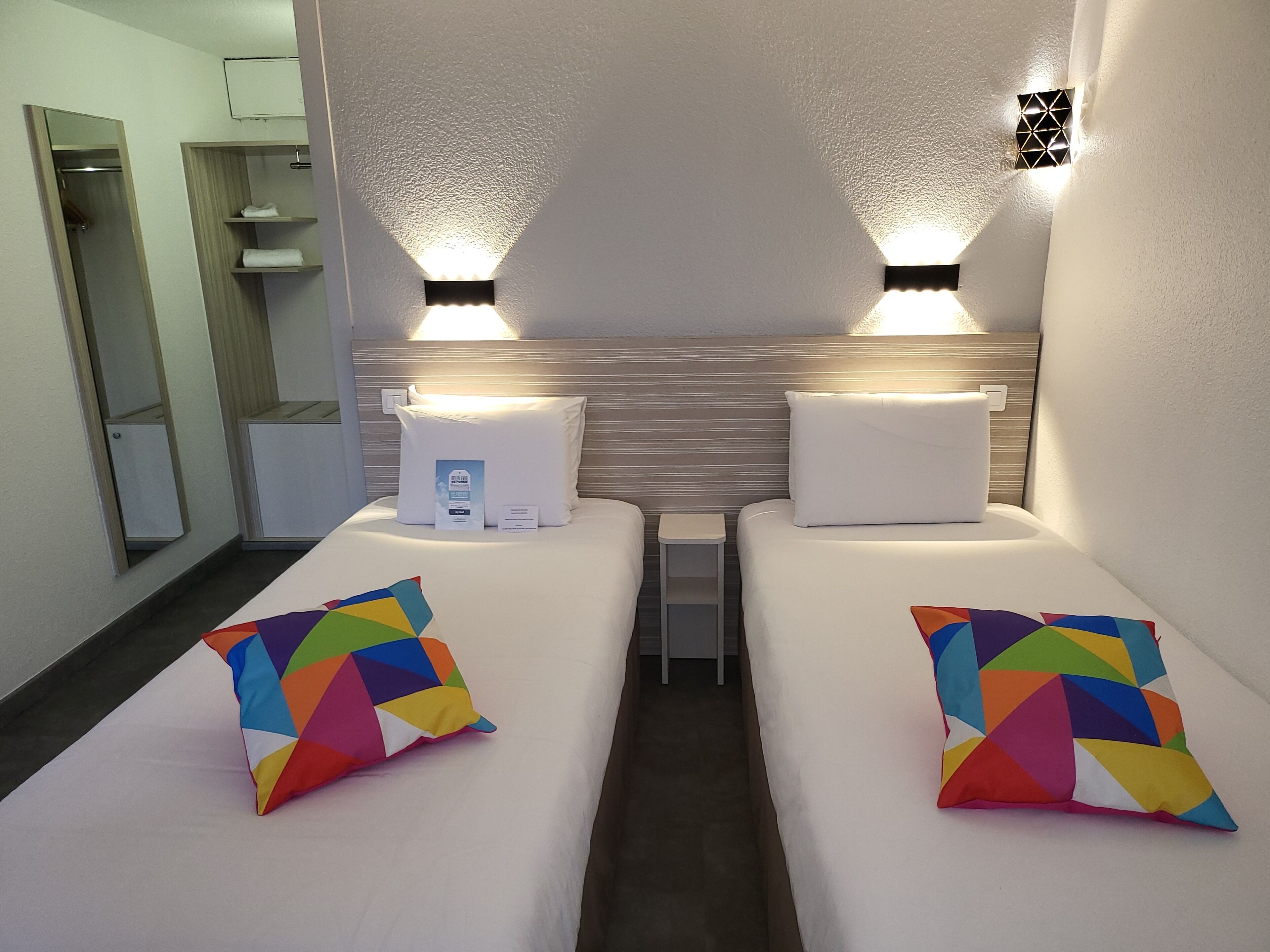 Standard Room, 2 Single Beds