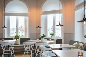 Free daily full breakfast