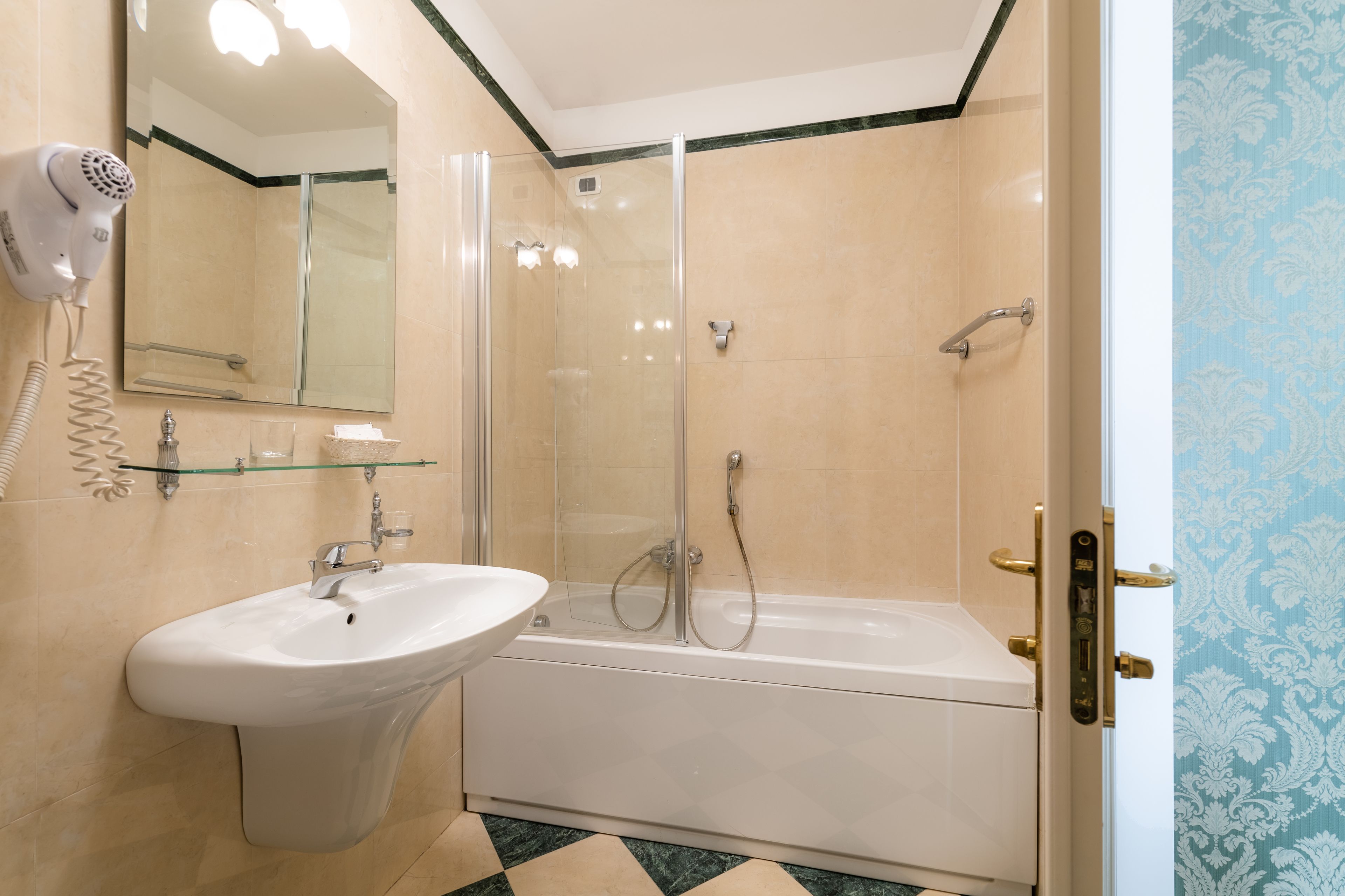 Photo - A Tribute To Music Residenza