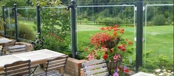 London Beach Country Hotel