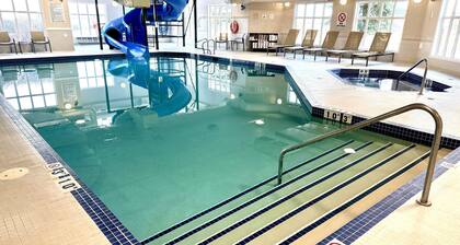 Holiday Inn Express Hotel & Suites Airdrie-Calgary North by IHG