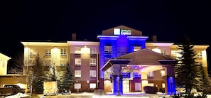 Exterior - Holiday Inn Express Hotel & Suites Airdrie-Calgary North by IHG (Airdrie)