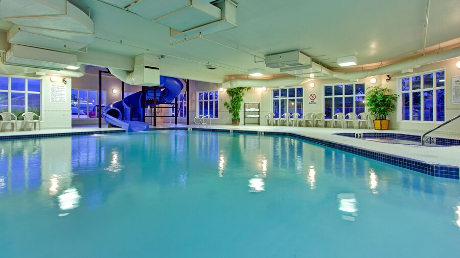 Holiday Inn Express Hotel & Suites Airdrie-Calgary North by IHG