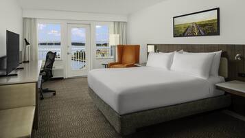 1Â King-Bett | Hochwertige Bettwaren, Zimmersafe, Schreibtisch