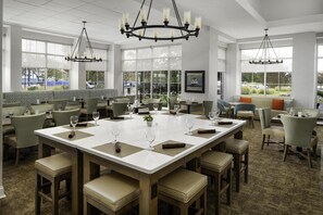 Restaurant - Hilton Garden Inn Kent Island Marina (Grasonville)