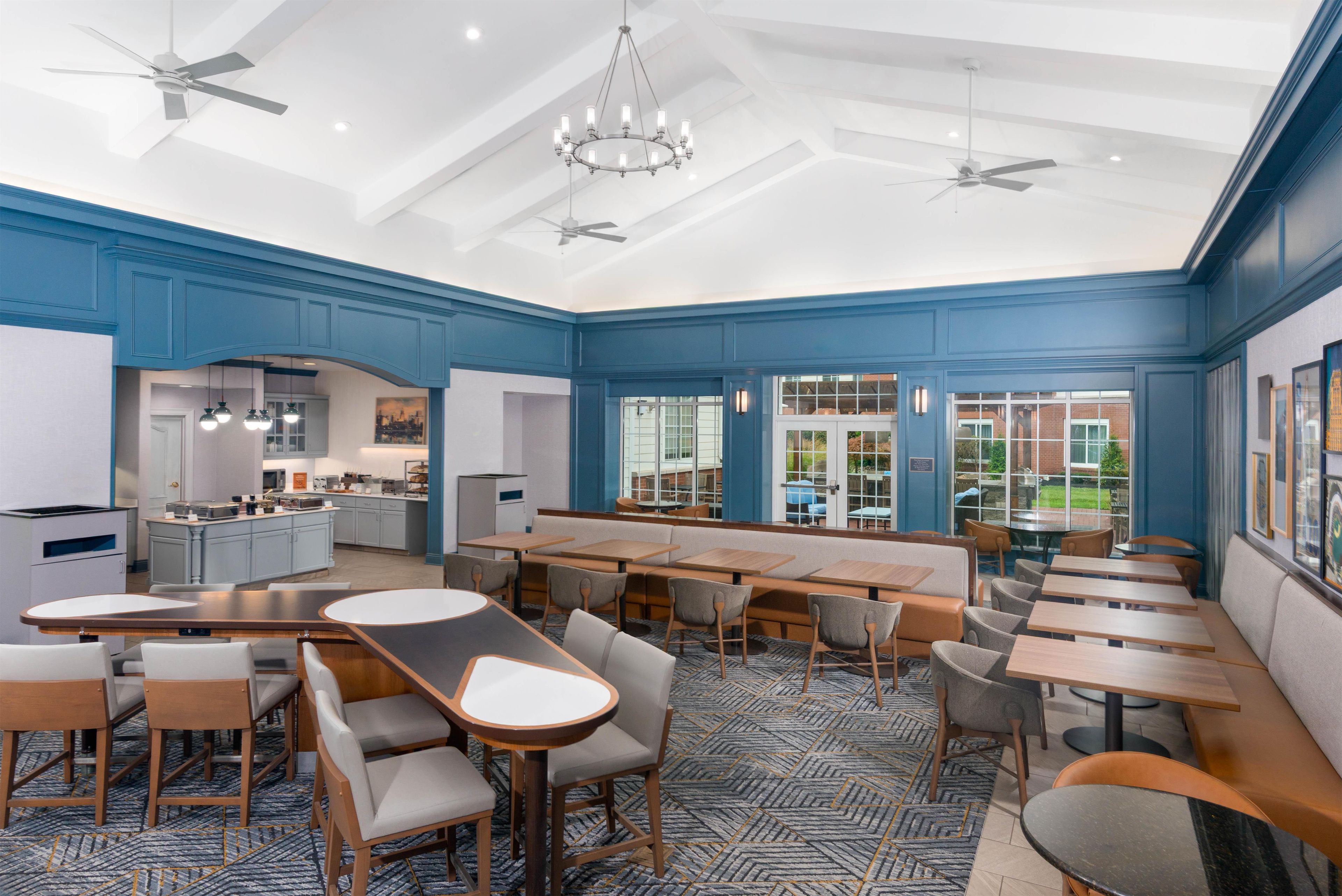 Breakfast area