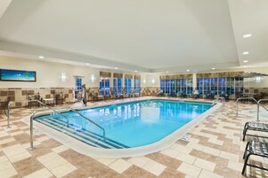 Una piscina techada