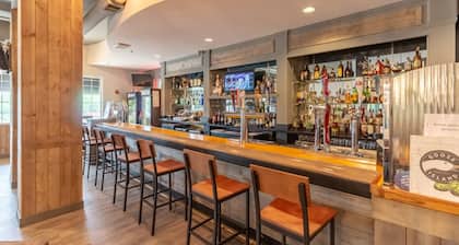 Holiday Inn Poplar Bluff by IHG