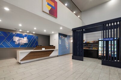 Holiday Inn Express & Suites Sebring by IHG