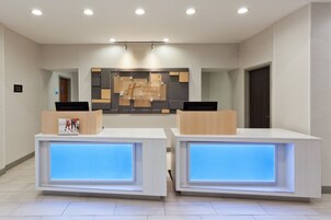 Mostrador para check-in y check-out
