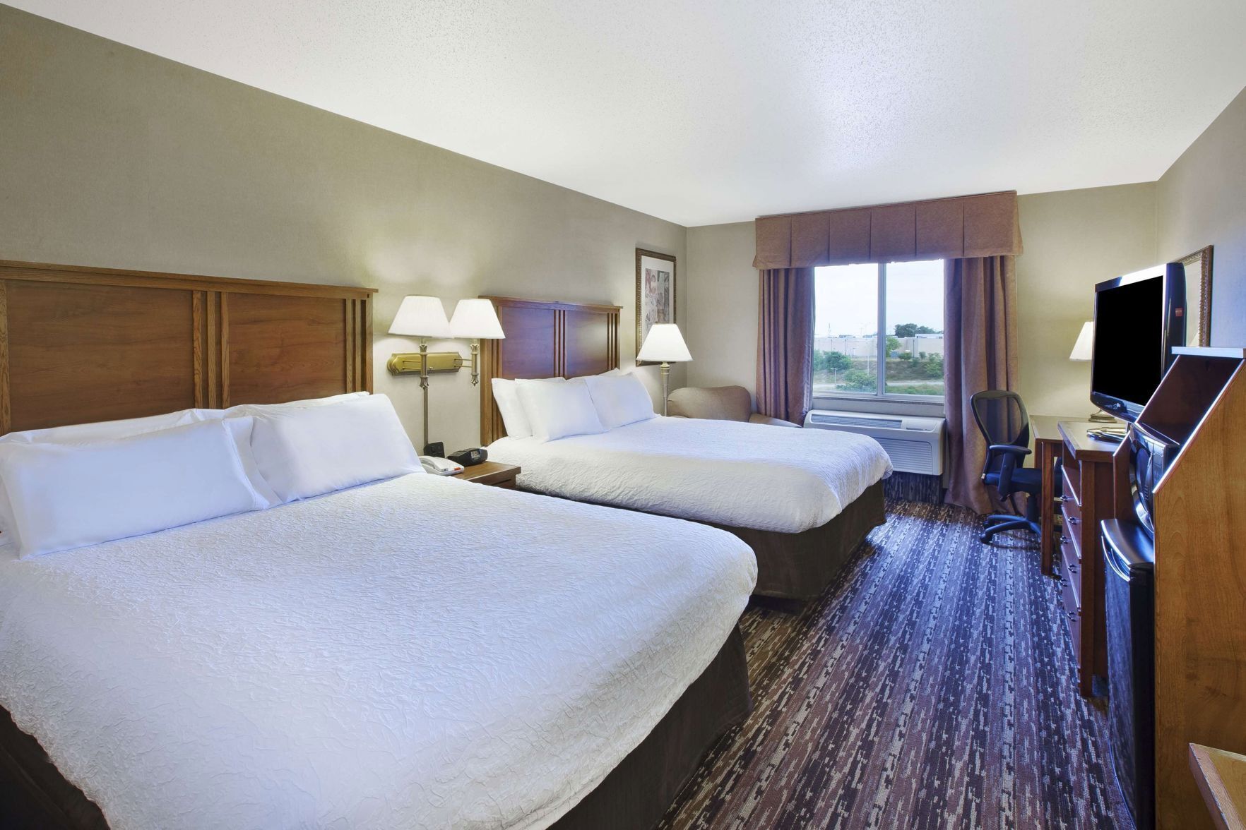 In-room safe, iron/ironing board, free WiFi, bed sheets