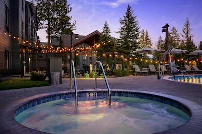 Martis Valley Lodge, Tapestry Collection by Hilton