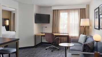 Premium bedding, down duvets, desk, laptop workspace