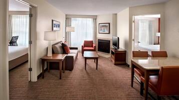 1 bedroom, premium bedding, down comforters, desk