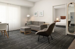 TV de tela plana, filmes pagos